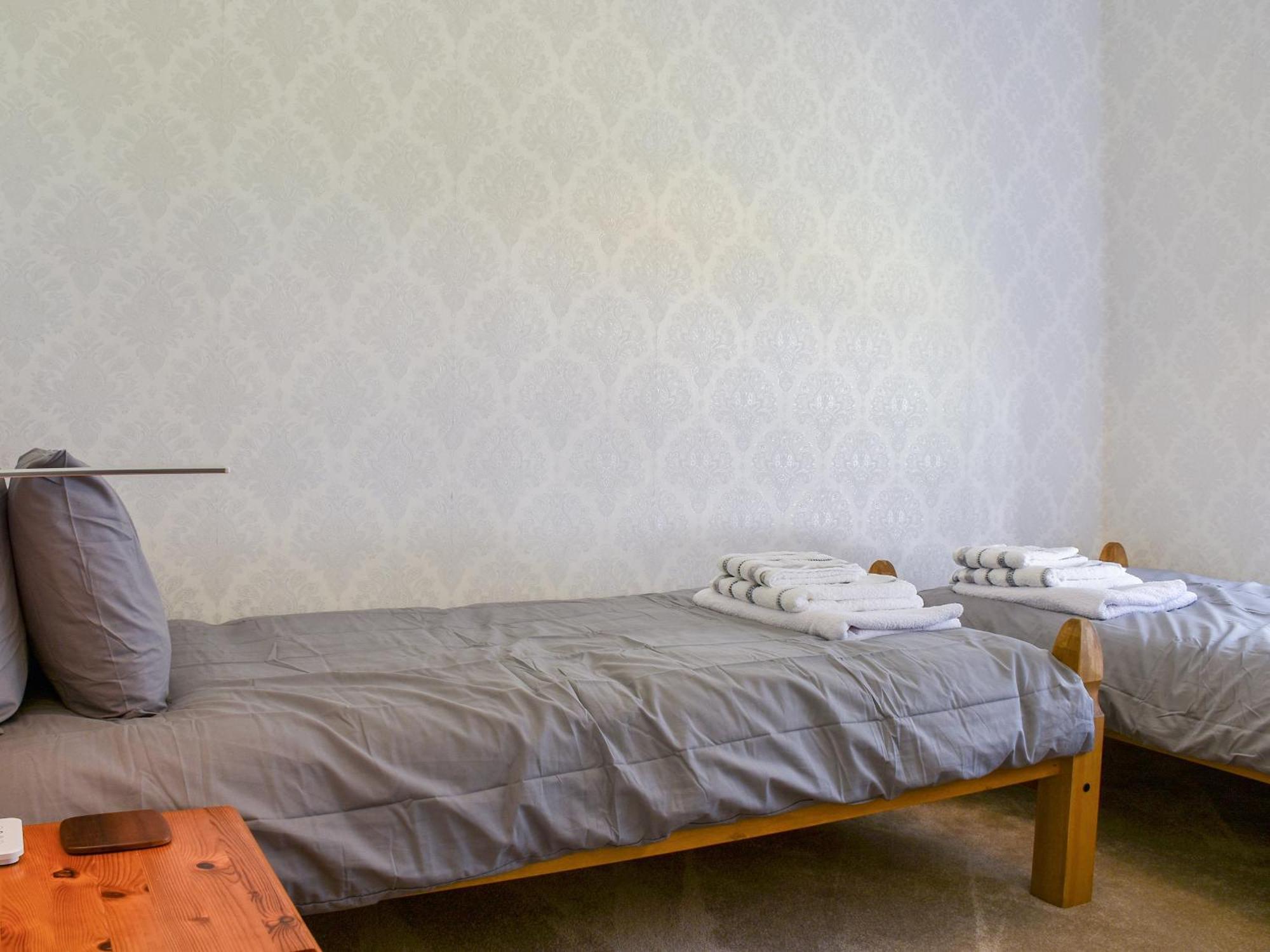 Cwmcarn Cottage Crosskeys Ngoại thất bức ảnh