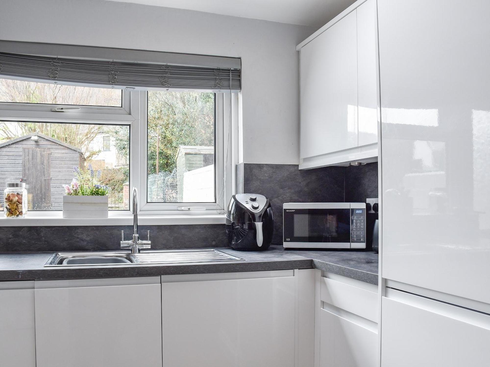 Cwmcarn Cottage Crosskeys Ngoại thất bức ảnh