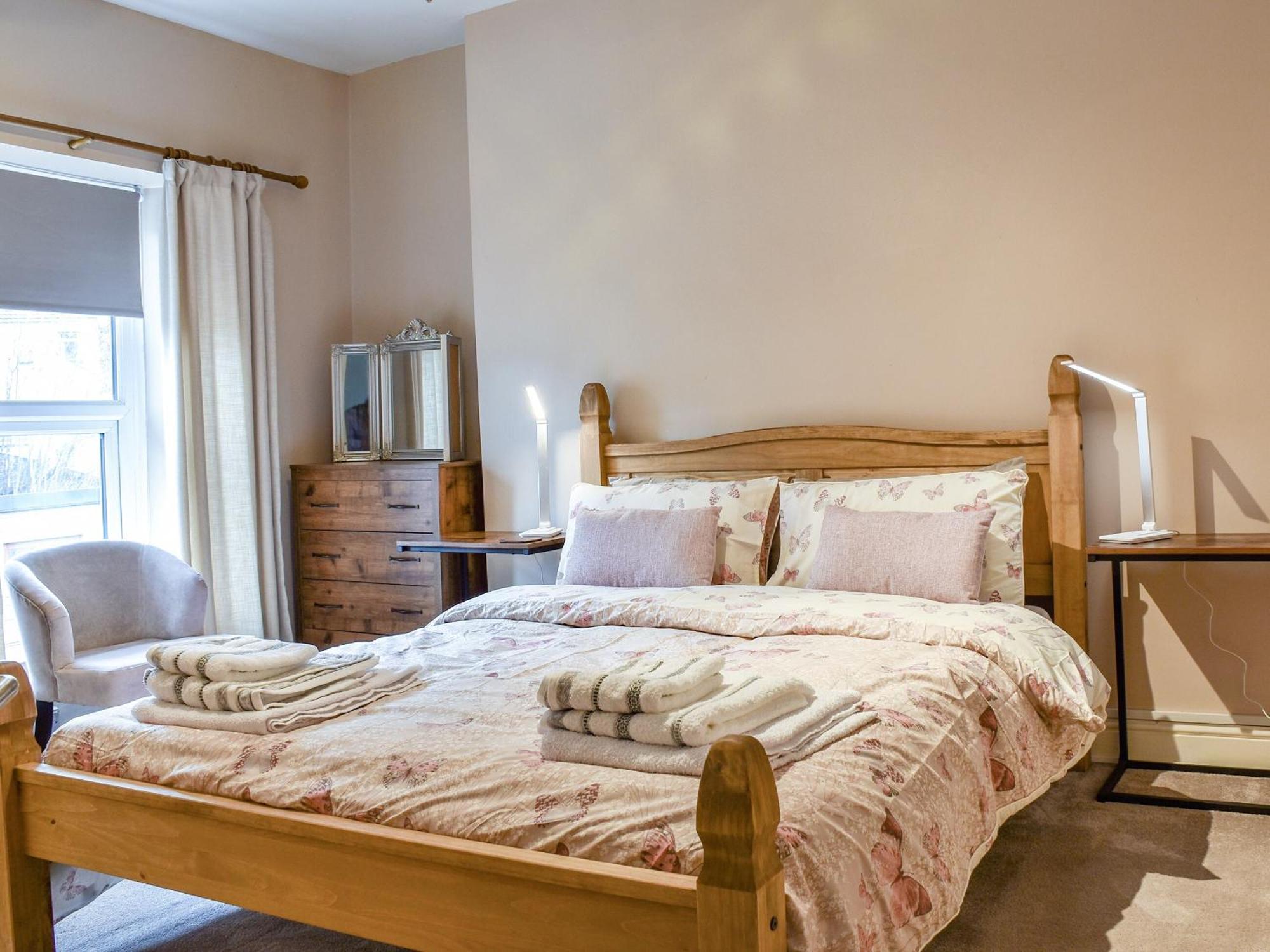 Cwmcarn Cottage Crosskeys Ngoại thất bức ảnh